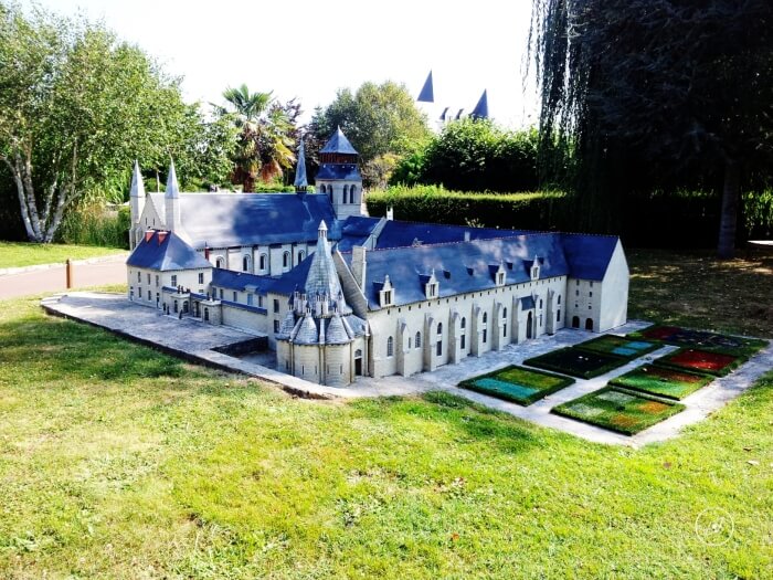 Mapa para ver los castillos del Valle del Loira desde Tours - Parc Mini Chateaux